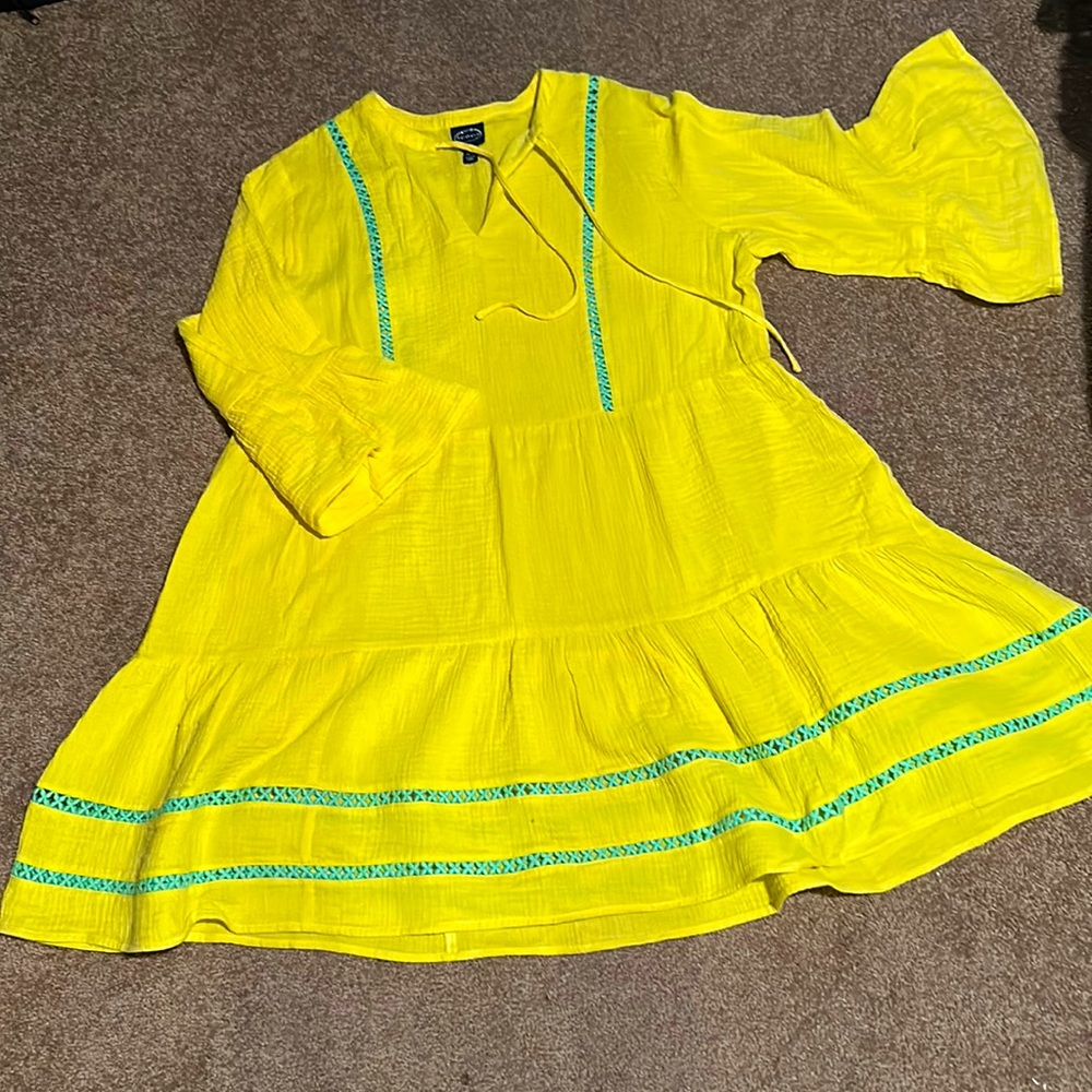 NWOT Woman’s dress